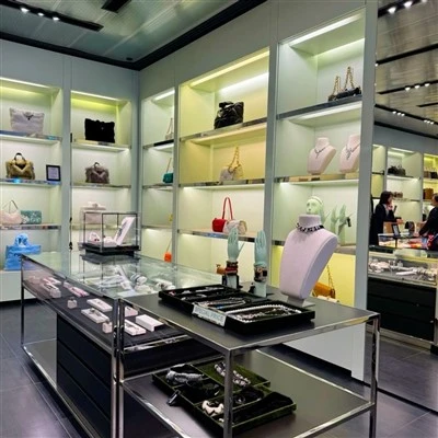 Rack pour les sacs à main