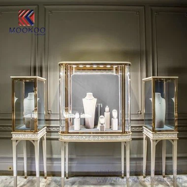 Bijoux d'affichage de fenêtre